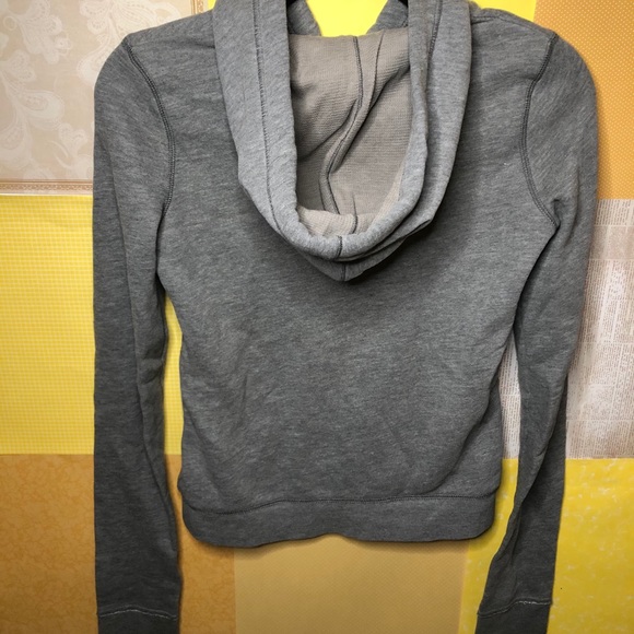 Hollister Zip Up Hoodie Size Small - Picture 5 of 6